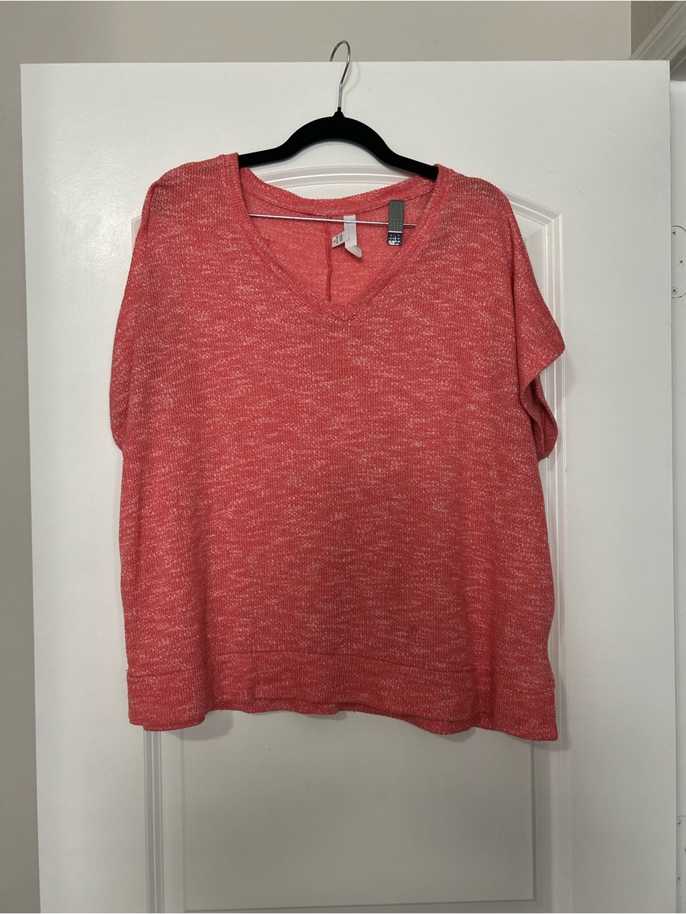 Time and Tru Coral V-Neck Pullover Top
